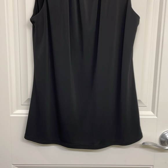 White House Black Market sleeveless blouse - Picture 5 of 8